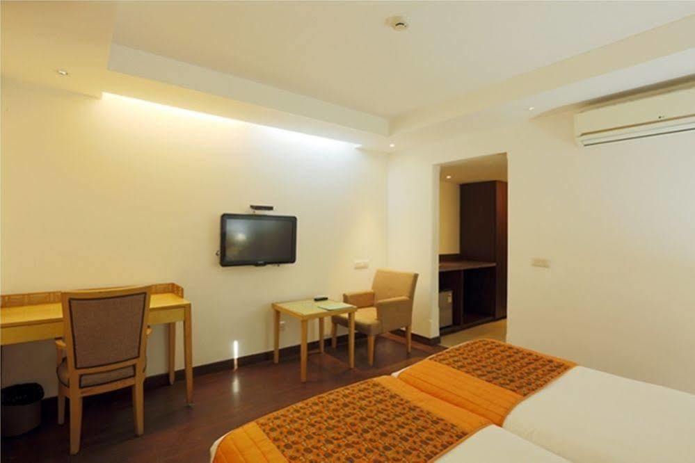 Green Lotus Airport Hotel, Delhi المظهر الخارجي الصورة